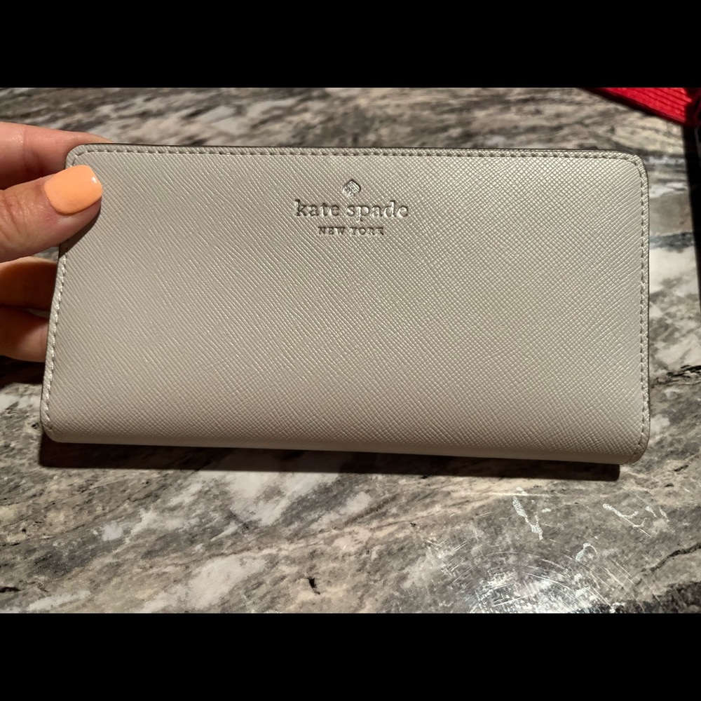 Kate Spade Slim Bifold wallet